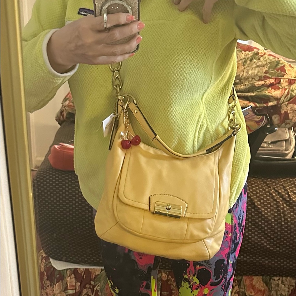 KRISTIN Cream Leather CROSSBODY/Shoulder butter YELLOW Bag with Front Flap